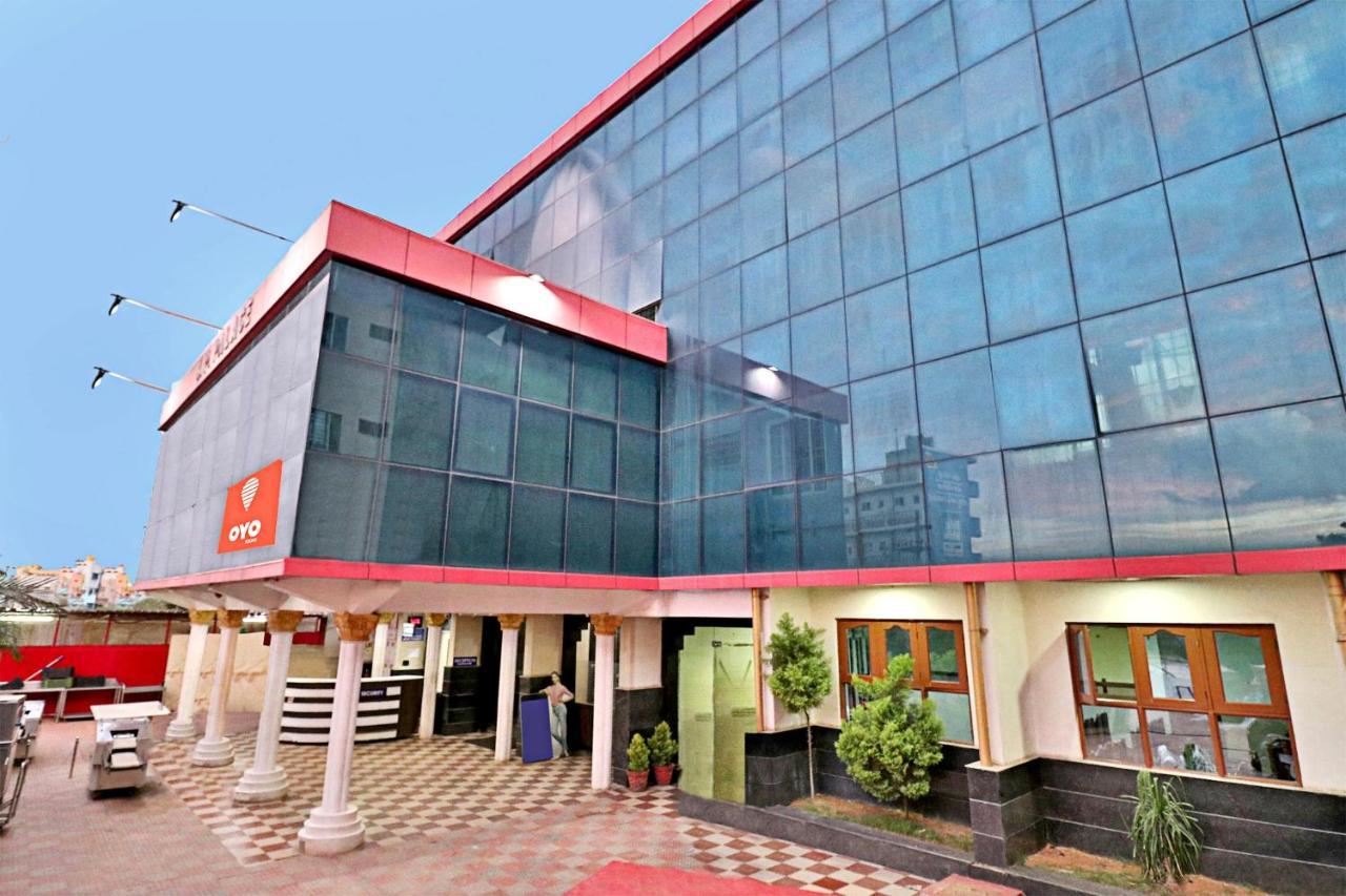 Oyo J P Palace Hotel Dod Ballāpur Eksteriør billede